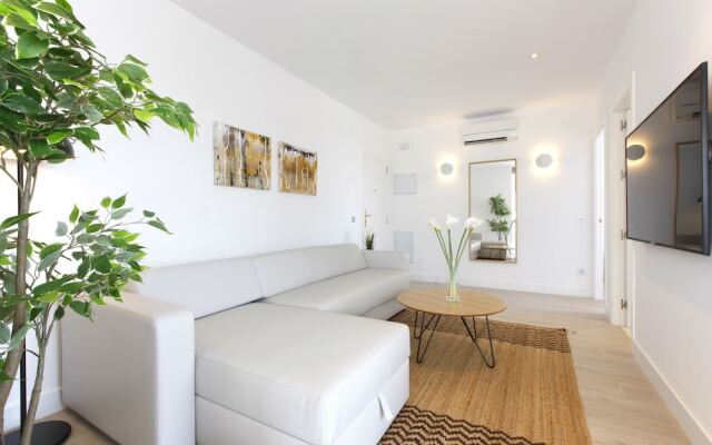 Nogalera Terrace II by Madflats Collection