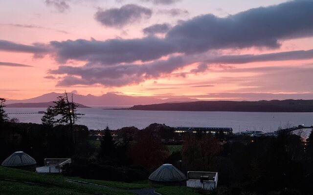 Charming Yurt in Kelburn Estate Near Largs