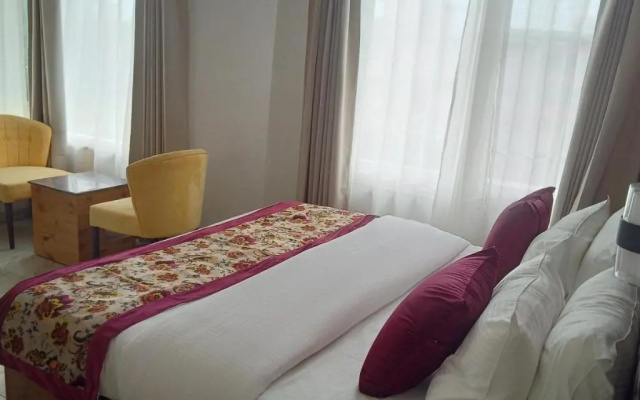 Abhilashi Inn