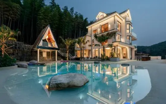 Aerie · Yangyue Bay | Semporna Qceana Healing Treehouse Boutique Stay