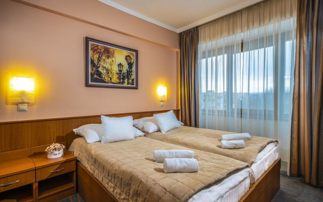 Duna Hotel