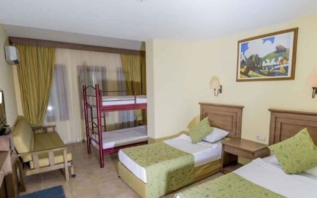 Club Tropical Beach Hotel - All Inclusive