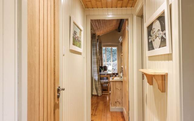 Nutkin Lodge