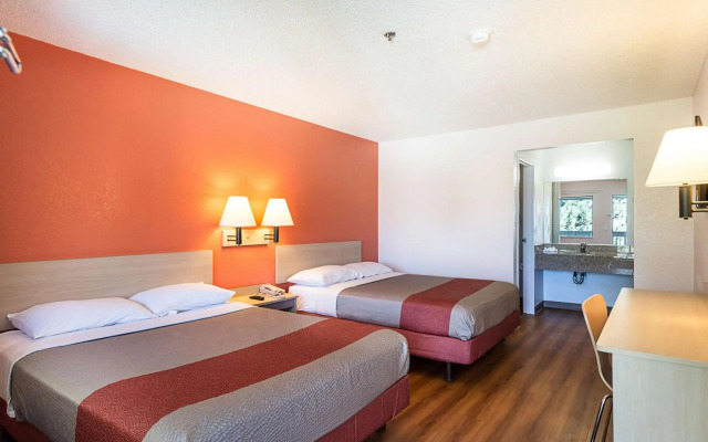 Motel 6 Sparks, NV - Airport - Sparks