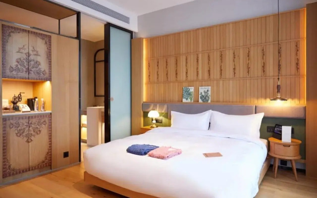 Timeless Boutique House