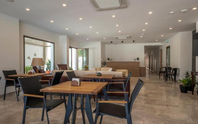 Olive Tree Gündoğan