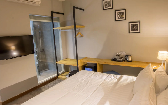 Redpine Boutique Hotel