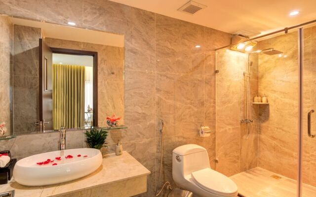 Heaven Gate Hotel O Quy Ho
