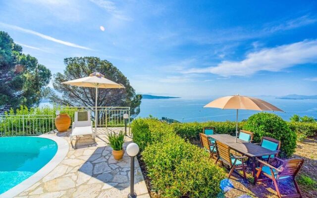 Villa Seascape