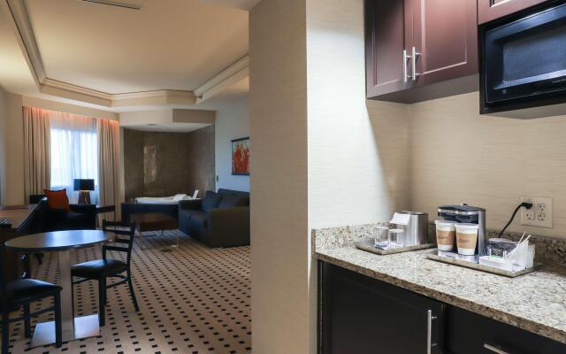 Radisson Plaza Hotel & Suites Kalamazoo