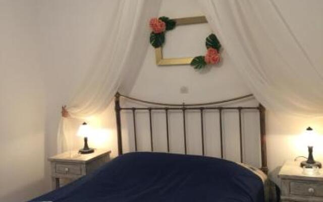 Romanza Rooms
