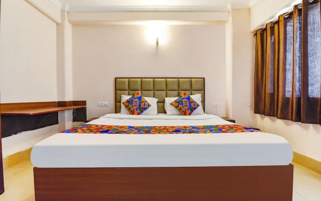 Hotel Central Plaza By OYO Rooms