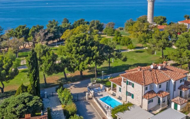 Villa Beach Front Ba Anija