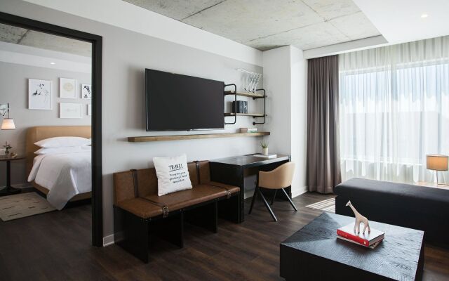 Renaissance Atlanta Airport Gateway Hotel