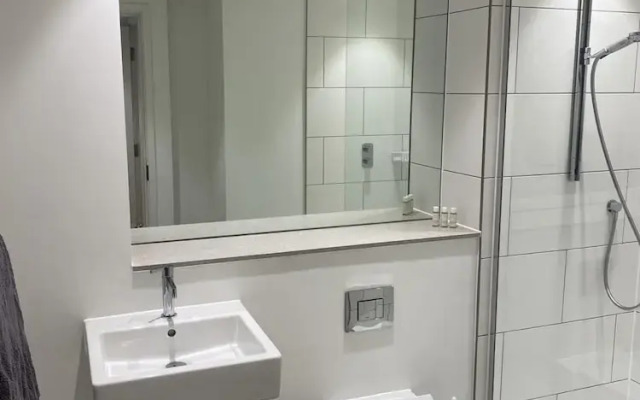 CH Apt 7 2bed in Bath