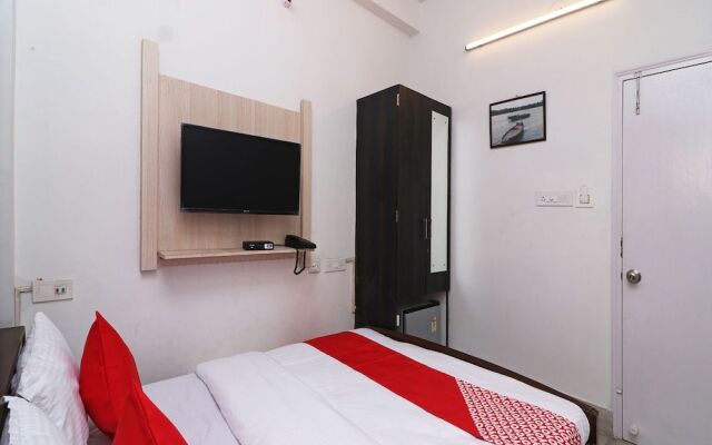 Oyo 15579 Monurama Homestay