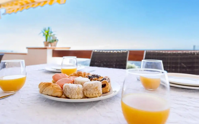 Apartment in Spain Near the Beach