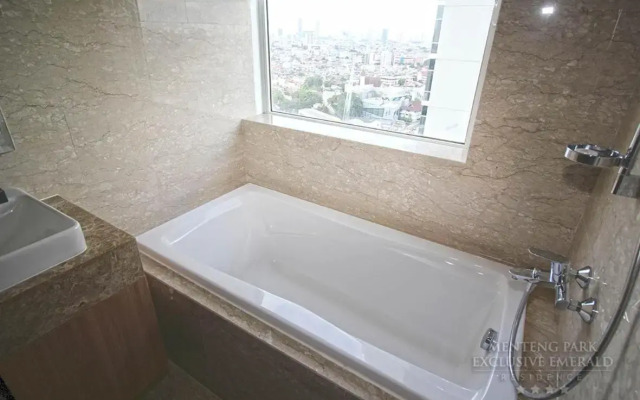 Exclusive Studio Apartment at Menteng Park