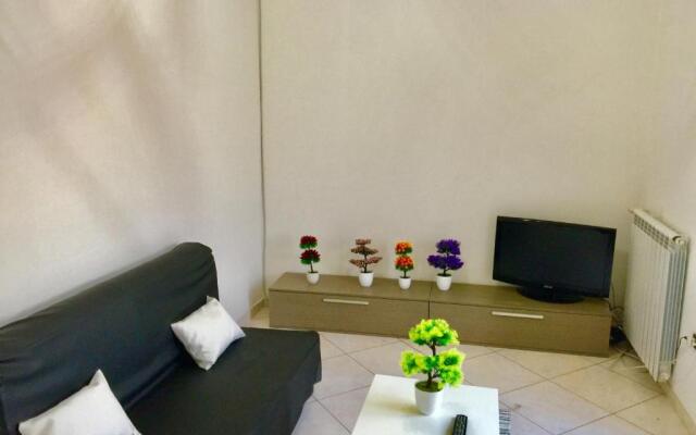 Miseria E Nobilta Apartment