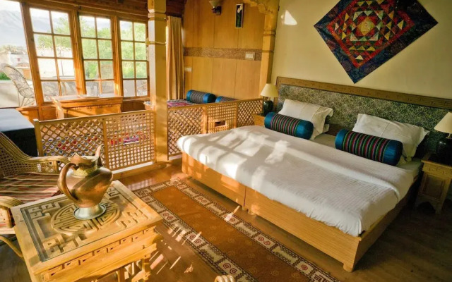 Silver Cloud Guest House