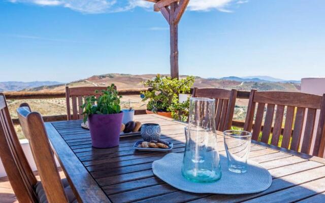 Villa La Morada Antequera - La Higuera by Ruralidays
