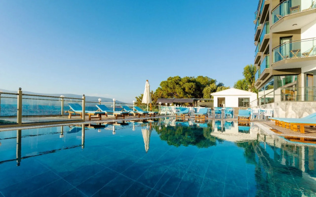 Gulluk Yali Boutique Hotel