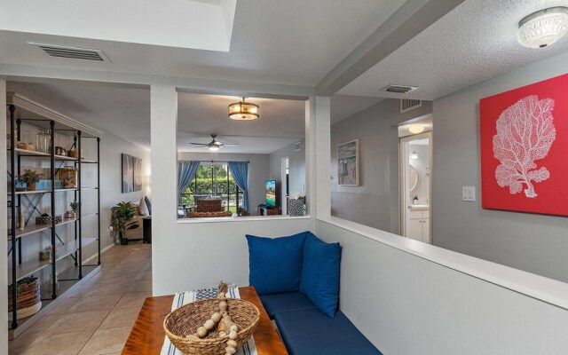 Beach Way Getaway 2 Bedroom Condo by RedAwning