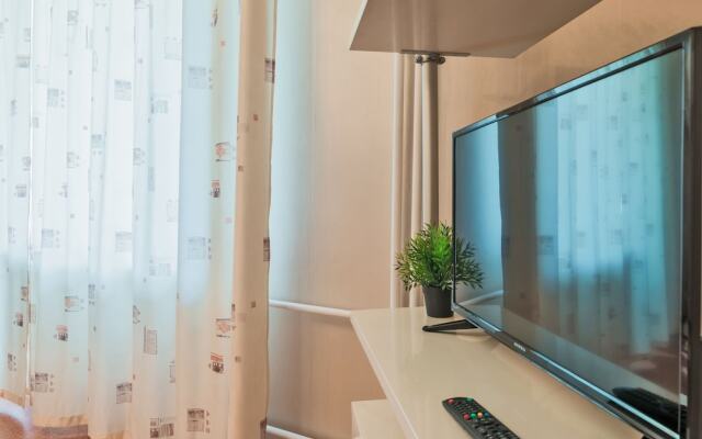 FlatHome24 near metro Komendanskiy prospect