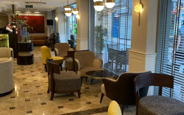 Regency World Hotel&Suites