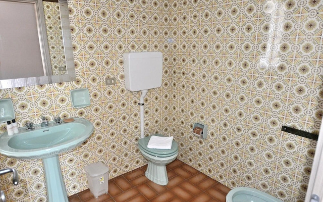 C Le Terrazze - 10 Sleeps With Shared Pool in Garda