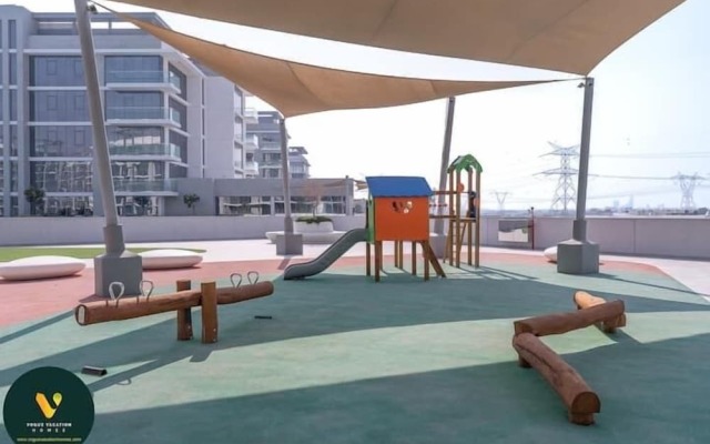 Vogue Lagoon District One Residence