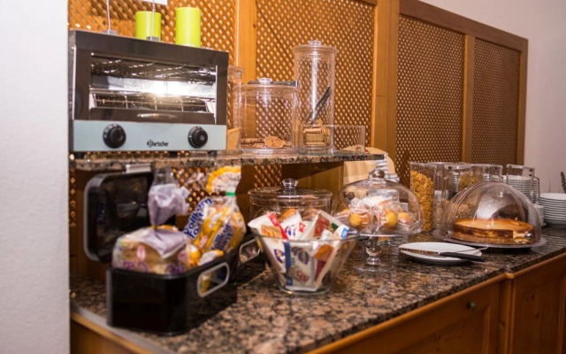 Alter Wirt Putzbrunn Hotel & Pension