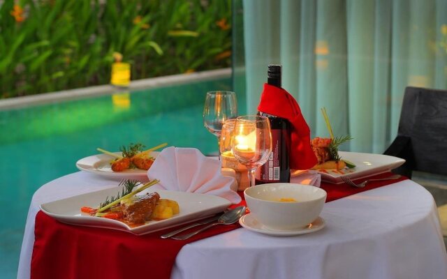Javana Royal Villas