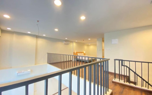 Fabulous 2Br Loft Apartment With Private Bathub At El Royale