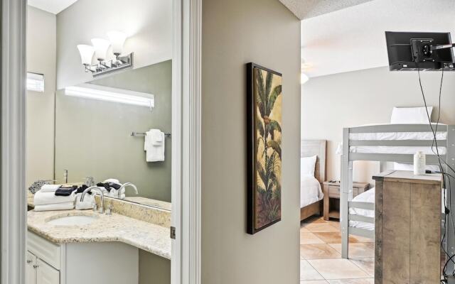 Sandpiper Cove 9125 2 Bedroom Condo by RedAwning