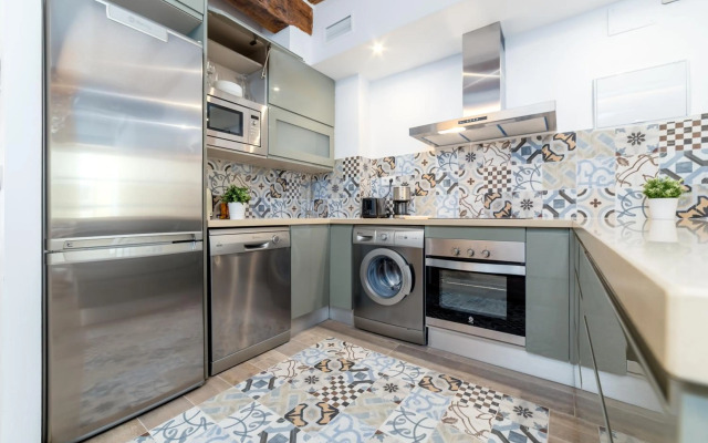 CATHEDRAL LUXURY TERRACE FLAT 2BR,2BA, A\C,Wifi