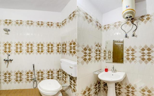 OYO 87646 Hotel Pacific Blue