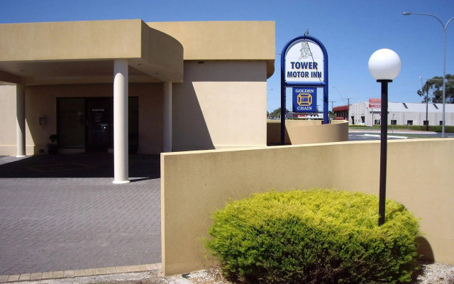 Golden Chain Tower Motor Inn