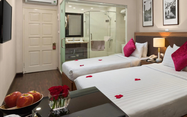 Golden Moon Suite Hotel – Guest Rooms – Hanoi
