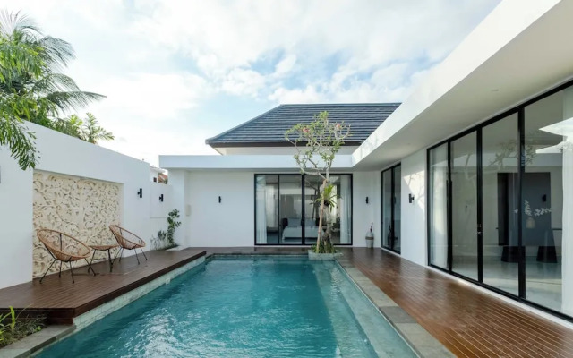 Swan Villa 4 Seminyak