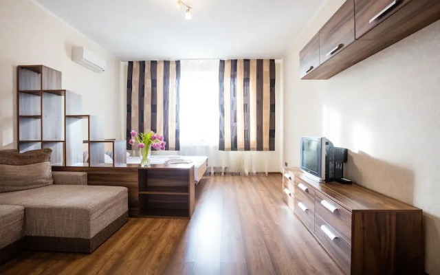 Apartment near Obolon metro station