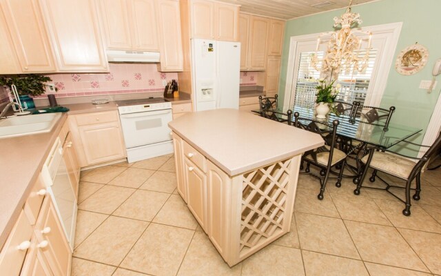 Sandpiper Cove Villas by Holiday Isle