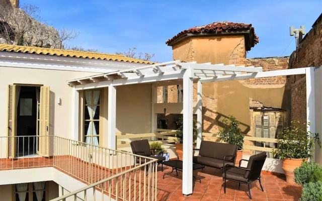 Acropolis Suites
