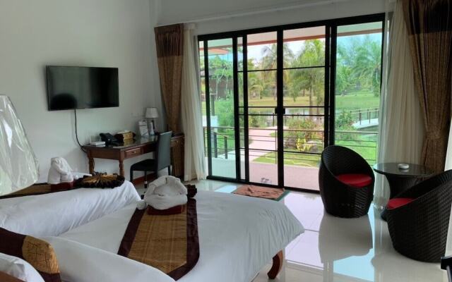 Villa Warin Khao Lak