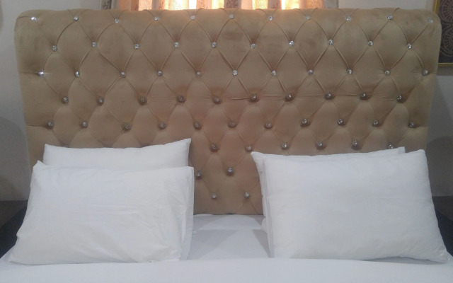 Marshall Hotel Apartments