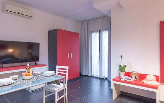 Delta rooms