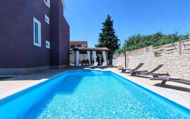 Villa Nina