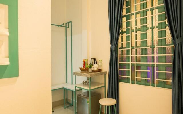 OYO 469 Ly's Villa Hoi An