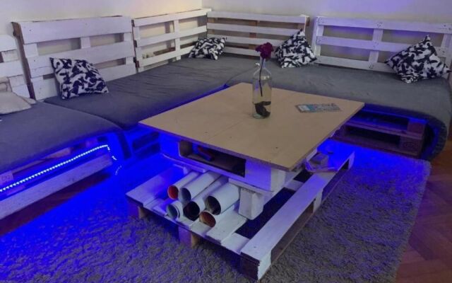 Say Yes Hostel
