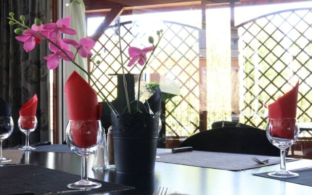 Hôtel Restaurant Clément Ader